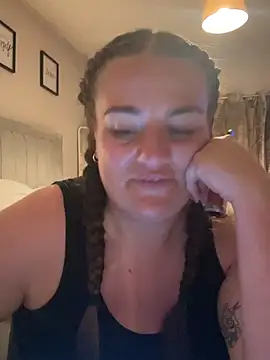 Bustygem_'s Live XXX Chat