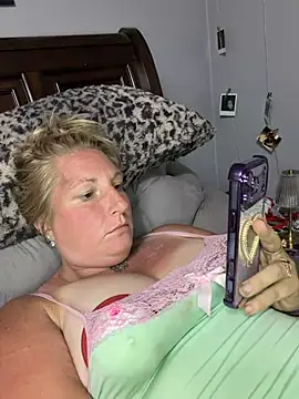 Czat XXX na żywo  – sweetkacibaby