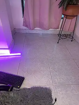 XXX chat uživo modela Mara_royal