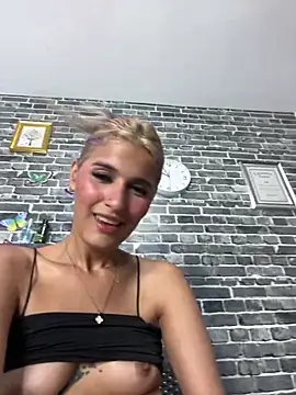 taty_juts – Live XXX-chat