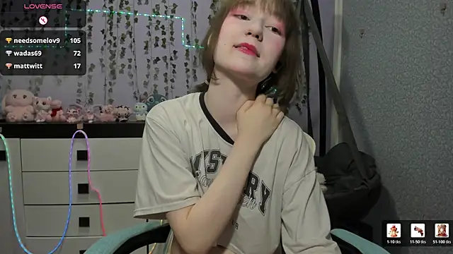 Yoonhee_ki's Live XXX Chat
