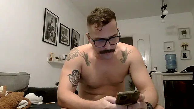 Živý XXX chat yanick931