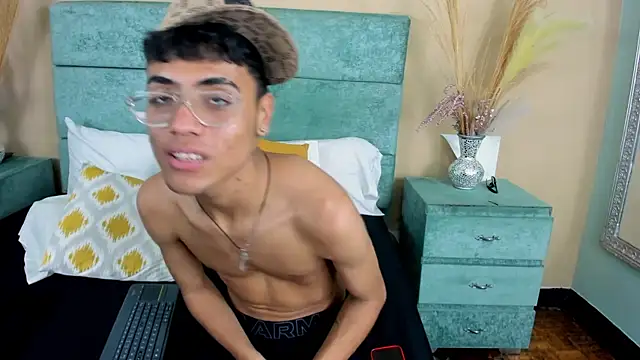 Chat XXX Live DannTaylor