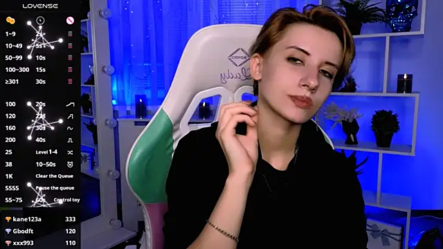 _Rein_ramm élő XXX-chatje