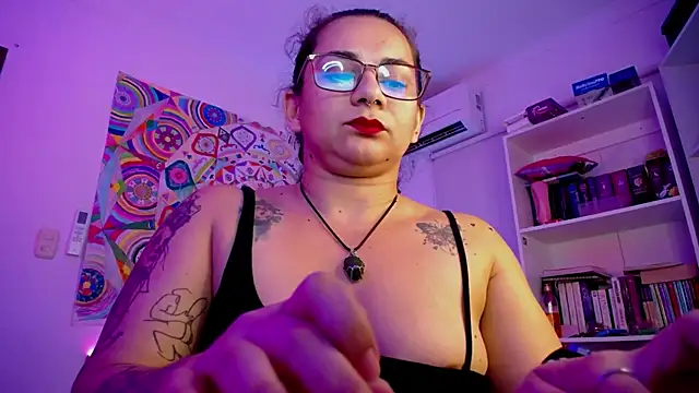 Amarantha_666 Adlı Modelin Canlı XXX Sohbeti