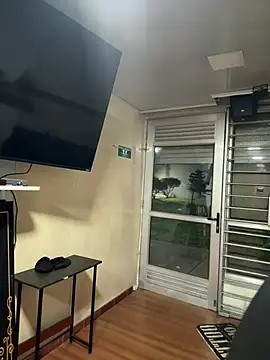 Saray_charmante Adlı Modelin Canlı XXX Sohbeti