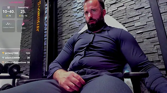 Chatroom XXX en direct de David_Big_Daddy