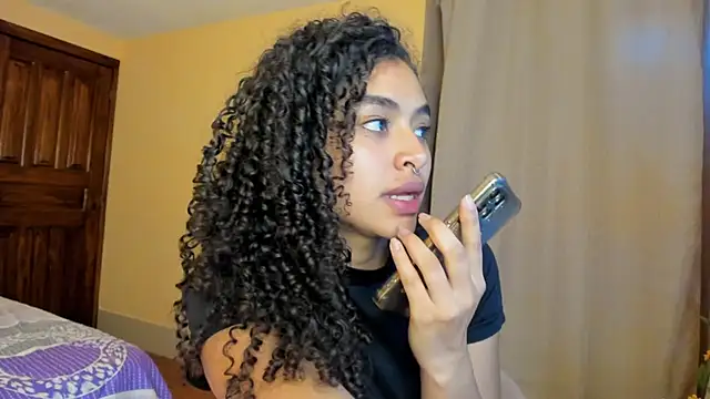 Keniia_rizz's Live XXX Chat