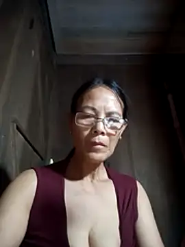 toyo_668 Adlı Modelin Canlı XXX Sohbeti