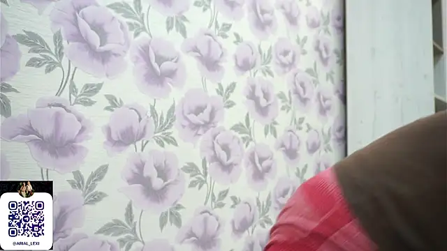 Sairallyn Chat XXX live