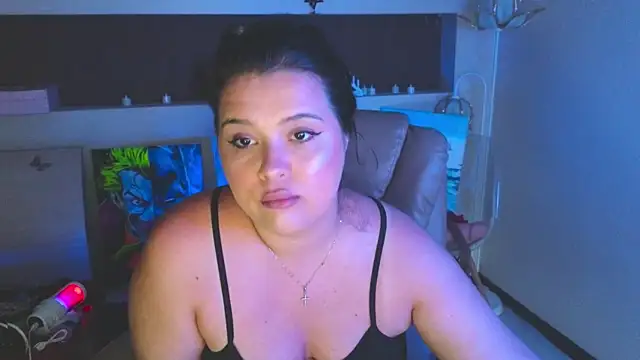 Malika_uAngel Chat XXX in diretta