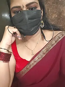 soundharya_tamil's Live XXX Chat