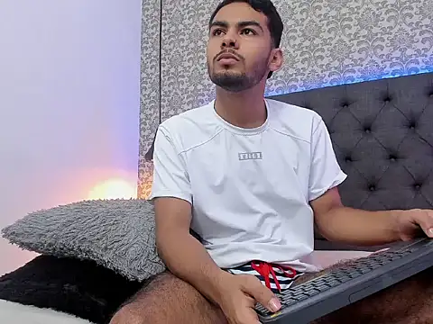Peter_Kink live XXX chat