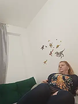 JuliaBestX Chat XXX live
