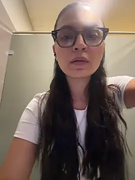 Gia_Mazzon's Live XXX Chat