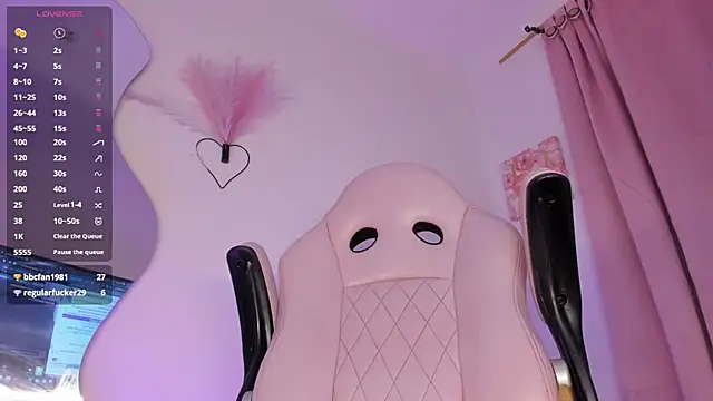 Chatroom XXX en direct de Mia_royal