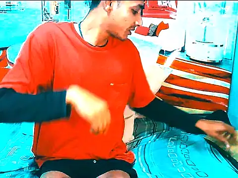 XXX chat uživo modela IndianSavageMale