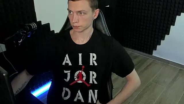 Chat XXX Live More_than_friend