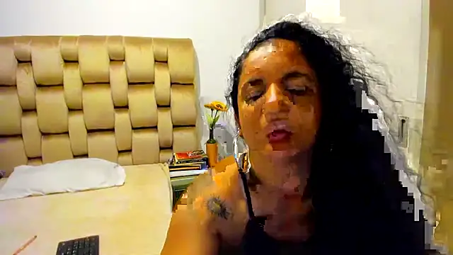 Chat +18 de alaskmiller1 ao vivo