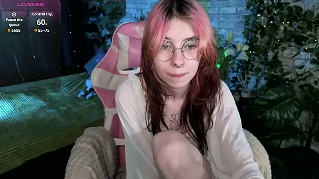 Chat XXX en directo de Alice_Nyx