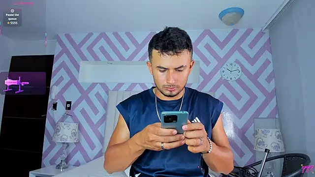 Živý XXX chat Valentiinoss
