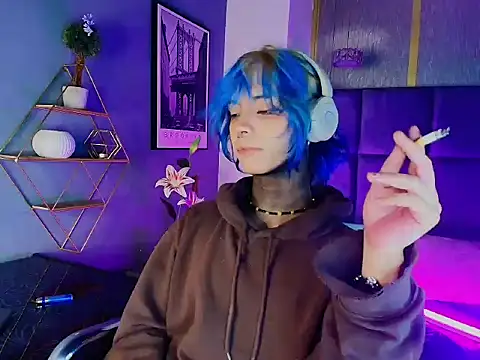 הופעת וובקאם של luxiel_