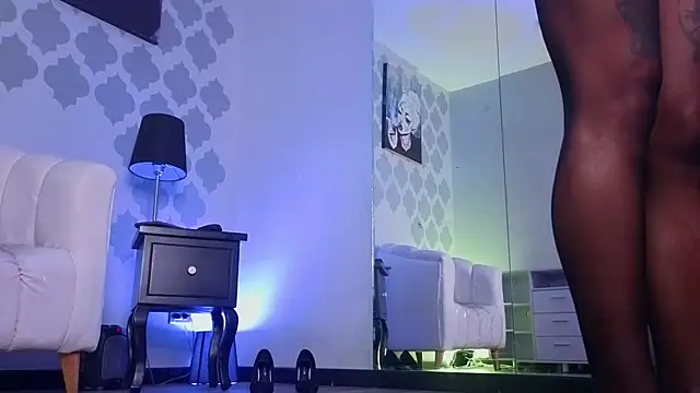 GabyPetit 即時 XXX 聊天
