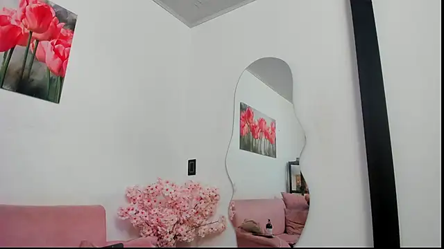 pinky_f00x Chat XXX live