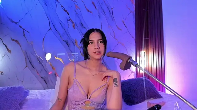 Živý XXX chat Emmiicute