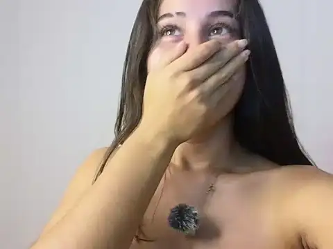 Bella_Goddess_ 即時 XXX 聊天