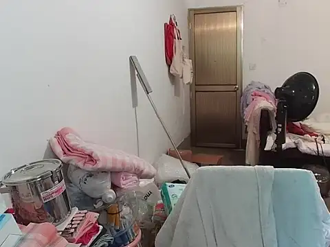 Živý XXX chat RebelAura