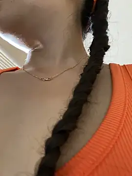 aliciahebixxx Adlı Modelin Canlı XXX Sohbeti