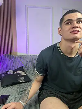 Chat +18 de Marcusvandal ao vivo