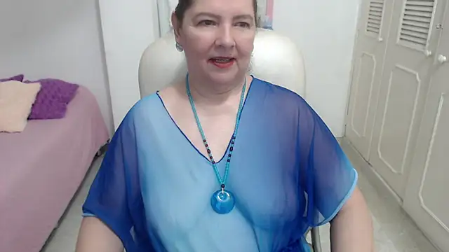 leonela_69 现场XXX聊天