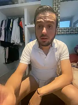 Chatroom XXX en direct de Alexitho25