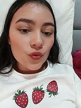 Angell-kitty Adlı Modelin Canlı XXX Sohbeti
