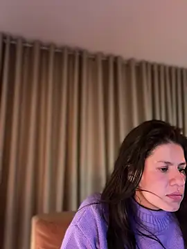 دردشة Zandrina الجنسية المباشرة