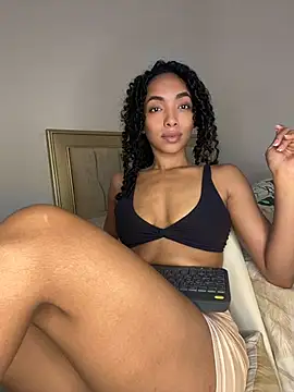 nicoleebony1のライブXXXチャット