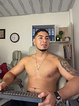 Онлайн чат XXX Dimitri_Colleman