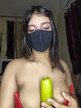 Zaayaa_2's Live XXX Chat