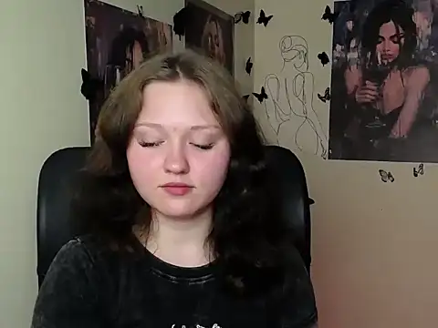LadyAlice_'s Offline XXX Chat