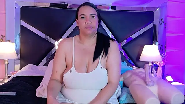 Veronica_Nasty_ 现场XXX聊天