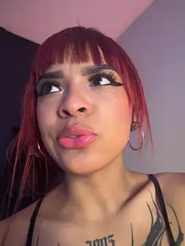 _Alice_rouse Chat XXX in diretta