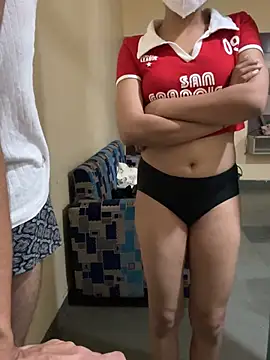 cherry_lotion: διαδικτυακό σόου στην κάμερα