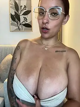 Seized_lust Adlı Modelin Canlı XXX Sohbeti