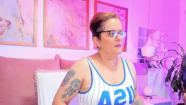 ValeryHart1 XXX чат на живо