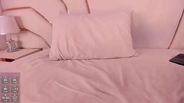 Chat XXX en directo de Saday_