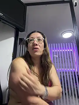 kaylaMinov_'s Live XXX Chat