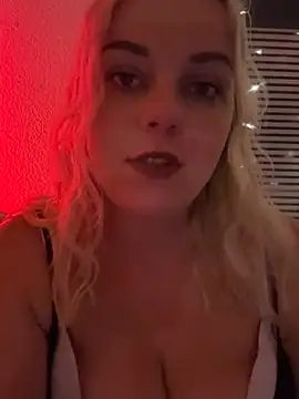 Lisaxtra Chat XXX live