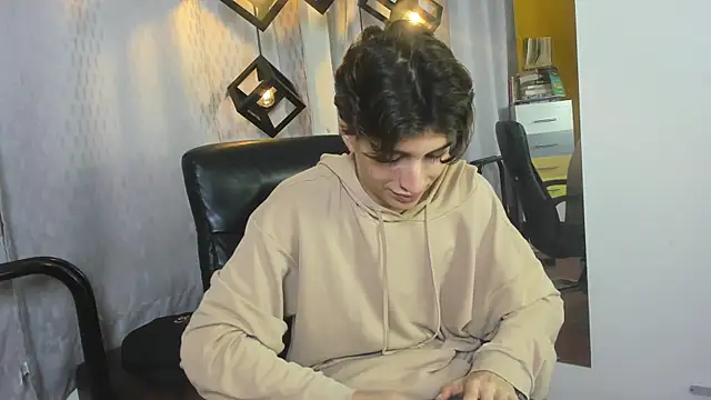 Chat XXX en directo de Marcoviolet